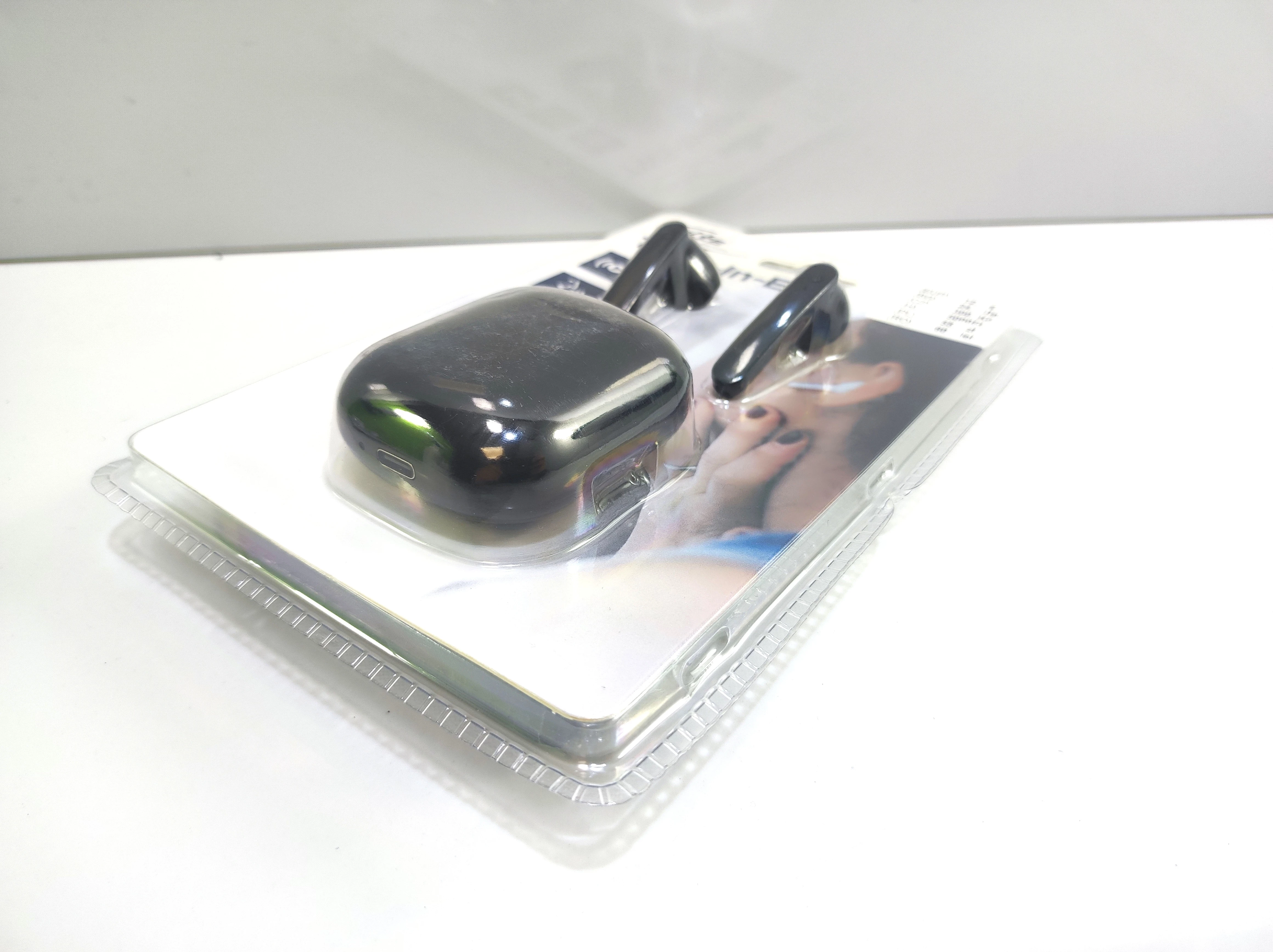 sluchawki-elta-czarne-tedi-stan-11323-2