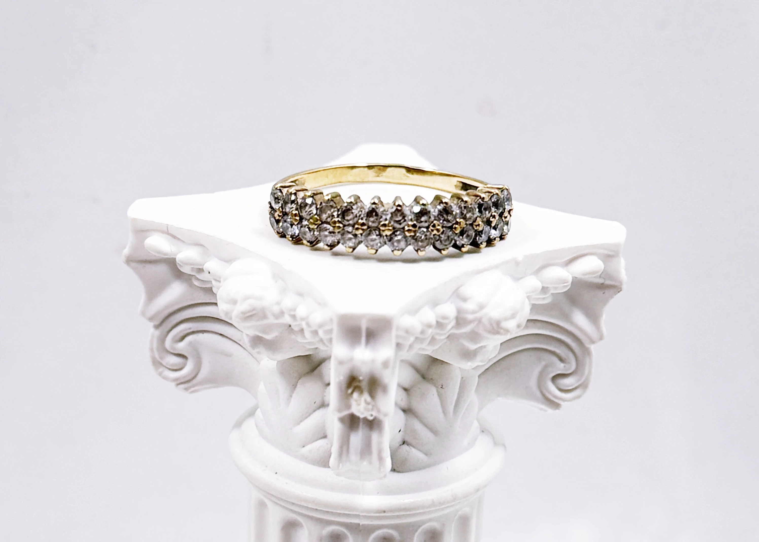 sliczny-zloty-pierscionek-z-cyrkoniami-8-karatowy-r17-stan-11323-2