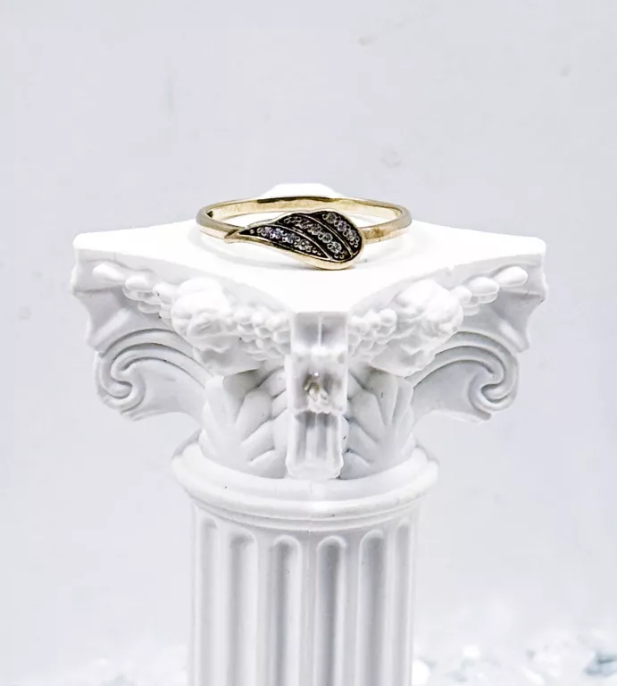 przepiekny-zloty-pierscionek-8-karatowy-r15-rodzaj-2205-2