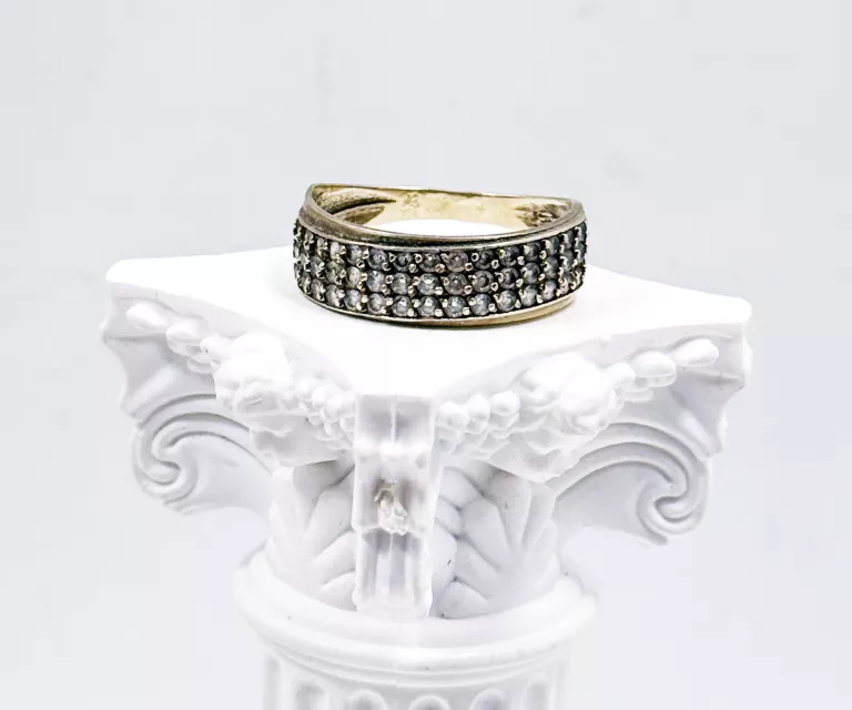 sliczny-zloty-pierscionek-z-cyrkoniami-8-karatowy-r14-kosciuszki-159-wroclaw-gracja