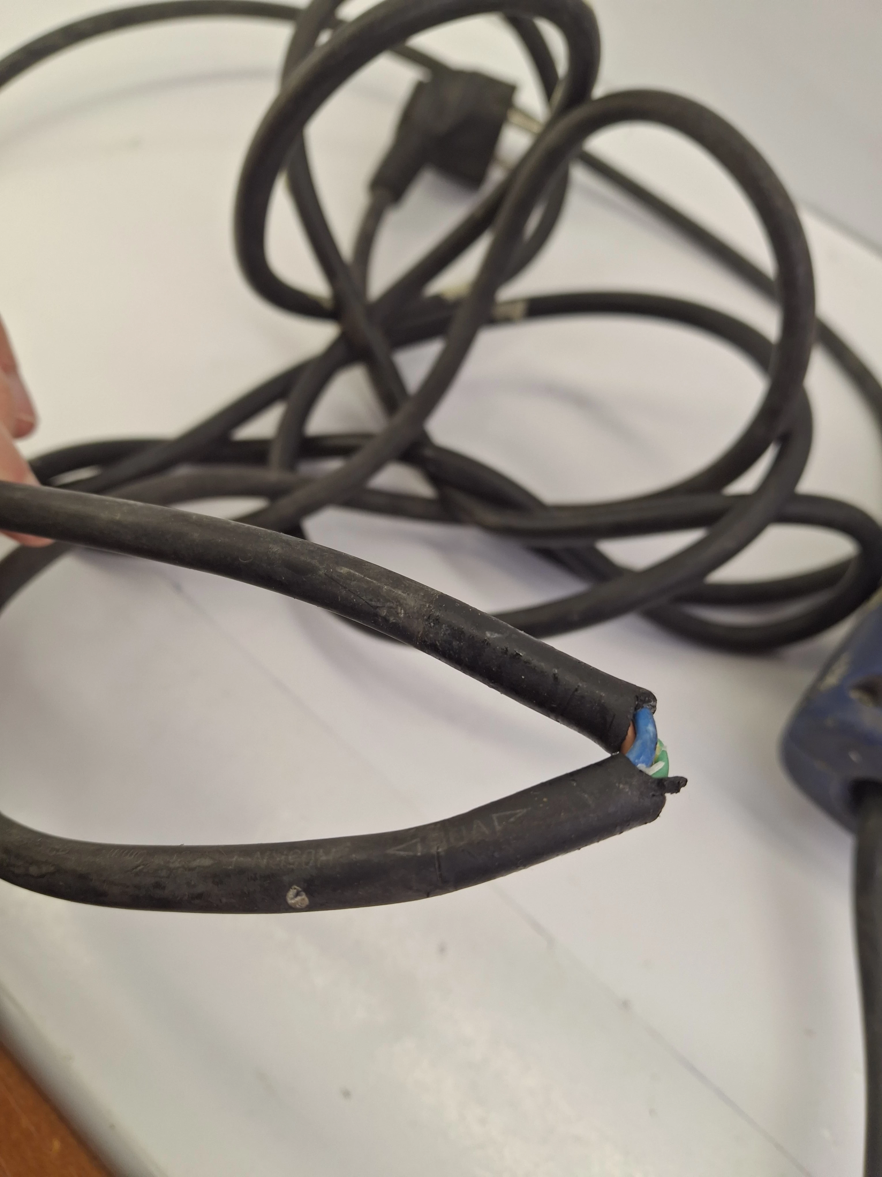 mlotowiertarka-agojama-25c14-302002-maksymalna-moc-80000