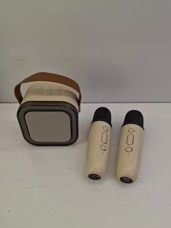 glosnik-z-mikrofonem-sinsay-rodzaj-248048-849589