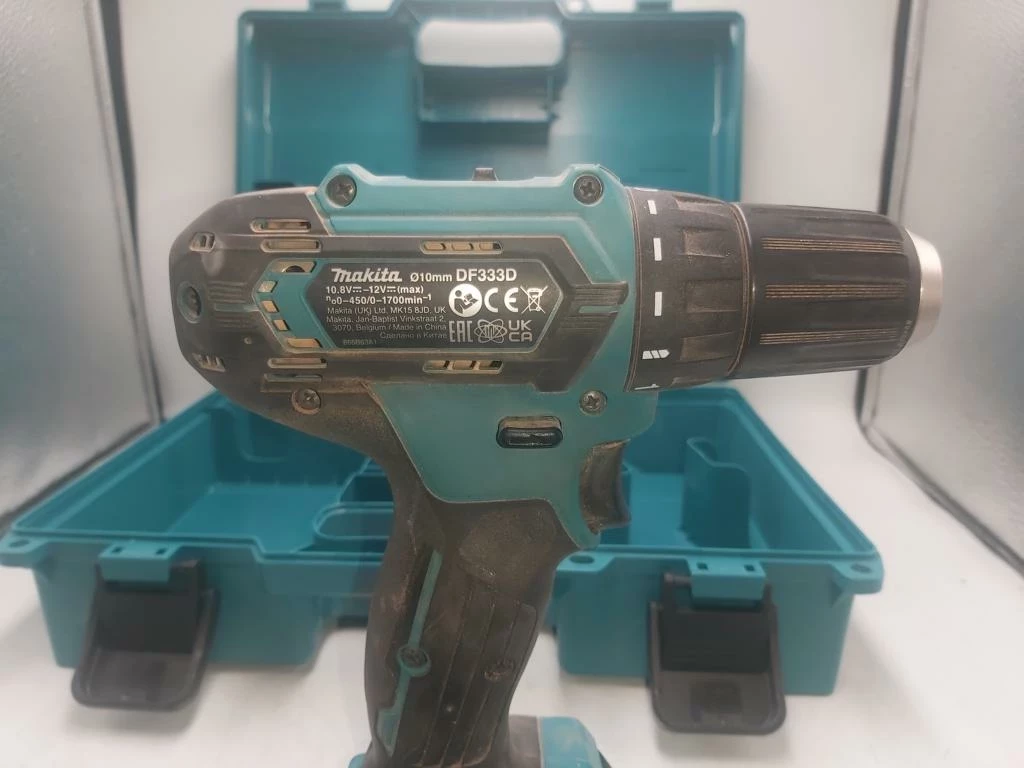 wkretarka-makita-df333d-aku-15ah-walizka-pojemnosc-akumulatora-150