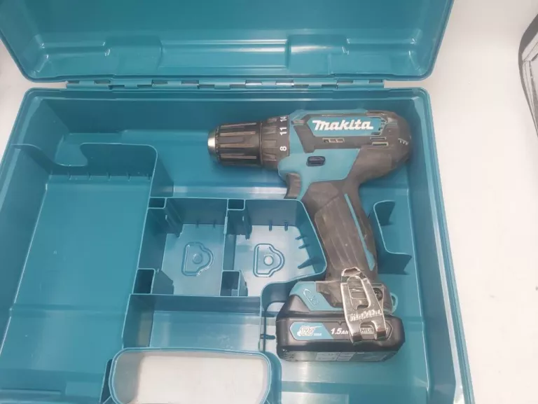 wkretarka-makita-df333d-aku-15ah-walizka-stan-11323-2