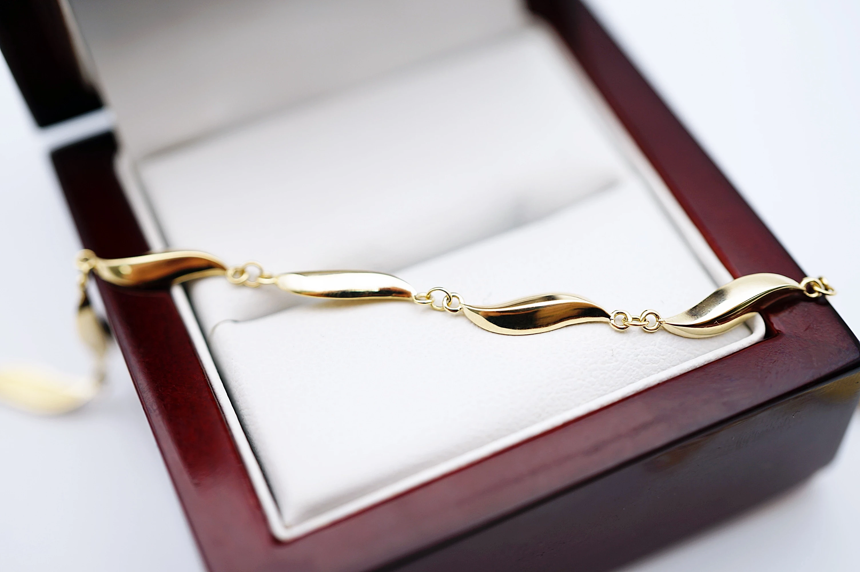 piekna-zlota-bransoletka-585-465g-21cm-stan-11323-2