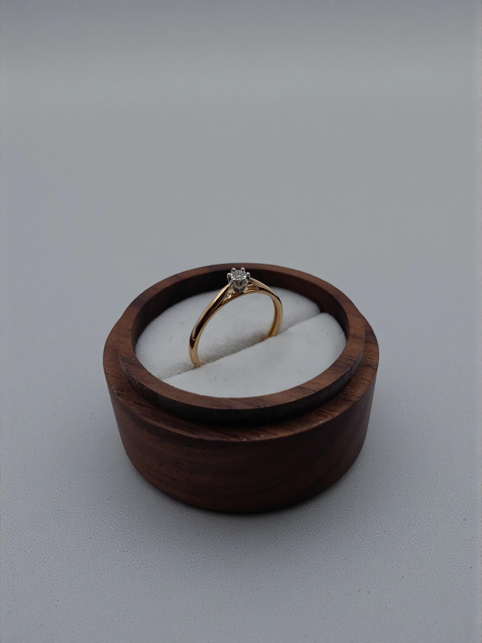 zloty-pierscionek-zareczynowy-z-brylantem-130g-585-r13-rodzaj-2205-2