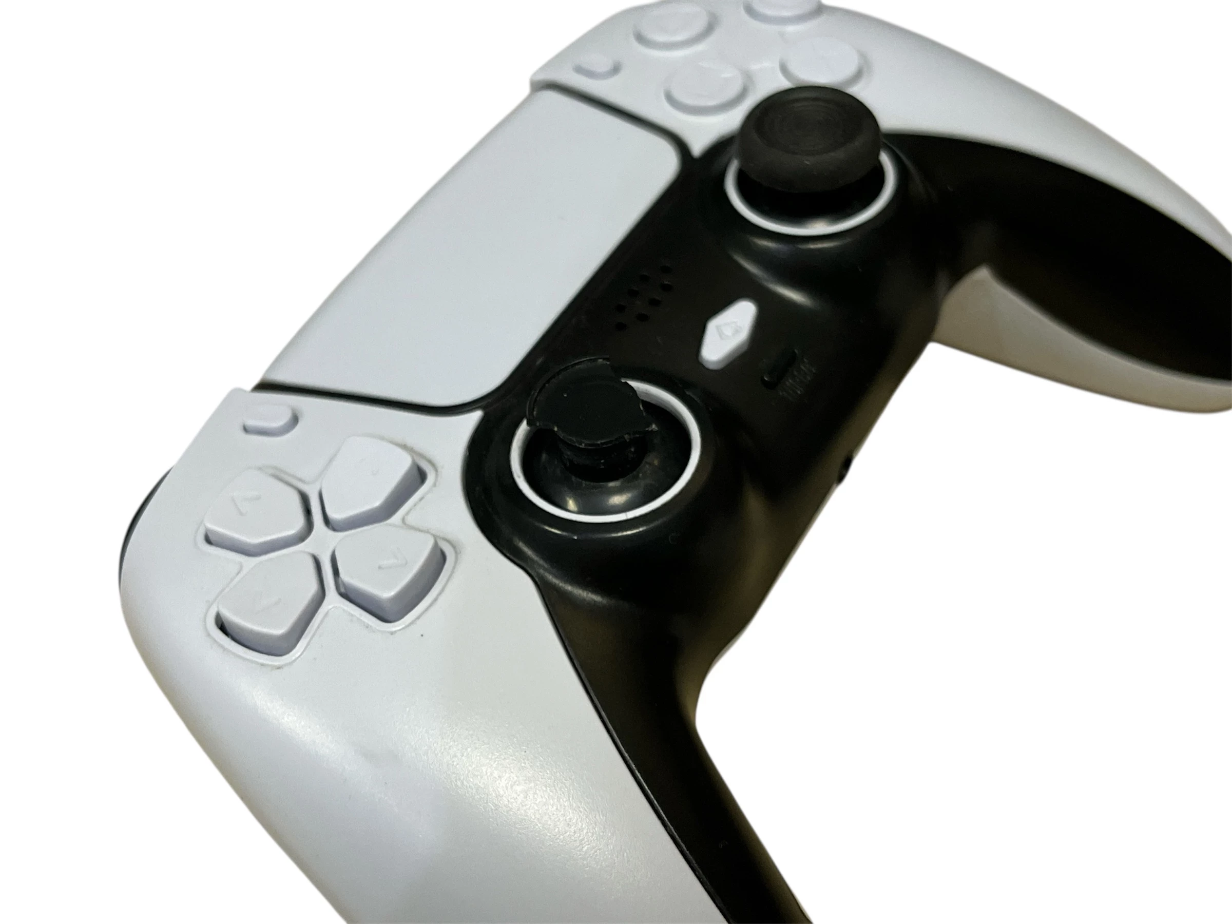 konsola-ps4-1tb-cuh-2116b-obslugiwane-technologie-206010-1