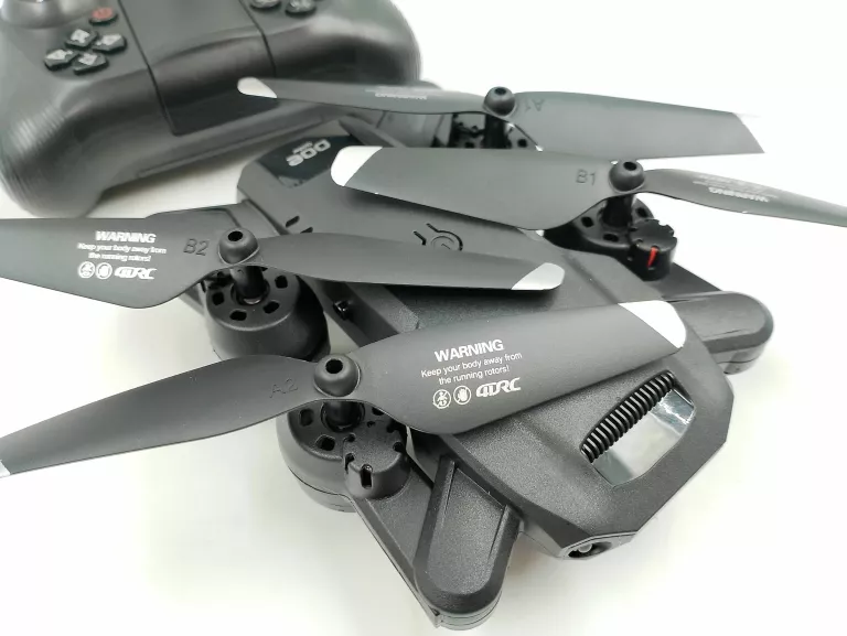 dron-z-kamerka-eagles-eyes-fly-4d-v23-stan-igla-wiek-dziecka-3475-70