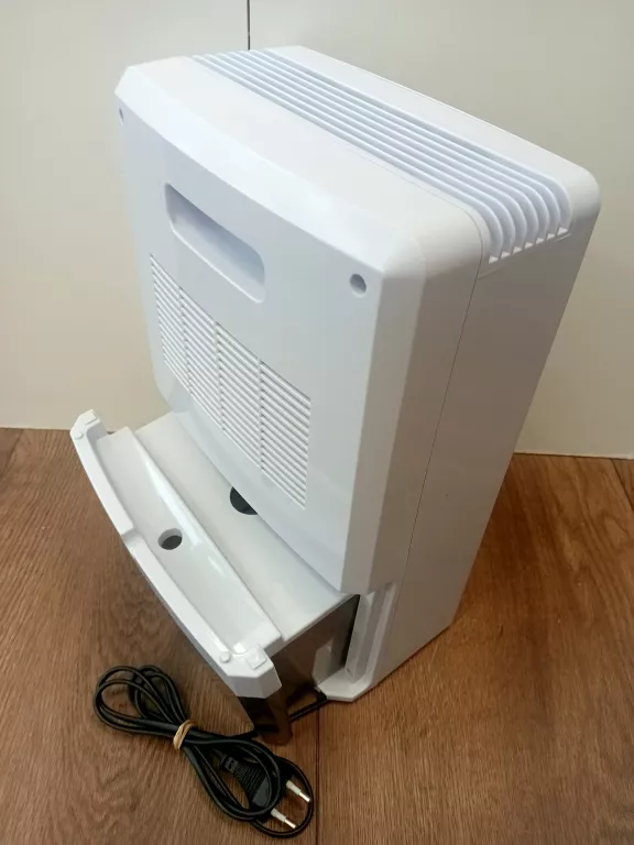 osuszacz-powietrza-pochlaniacz-wilgoci-transa-electronics-te-140-wydajnosc-050