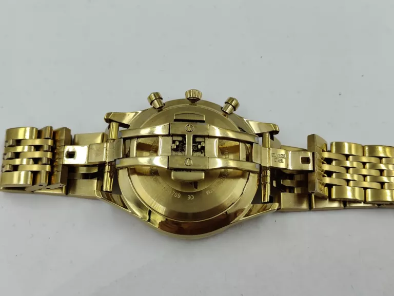 zegarek-emporio-armani-ar1893-ksztalt-koperty-129223-2