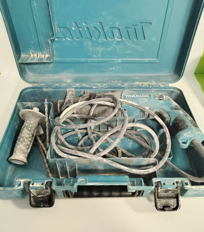 MŁOTOWIERTARKA MAKITA HR2470 WALIZKA