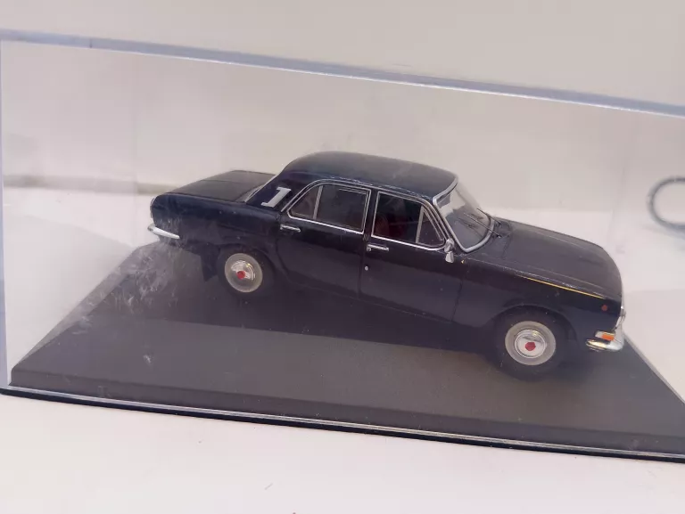 MODEL WOŁGA GAZ M-24 1967R