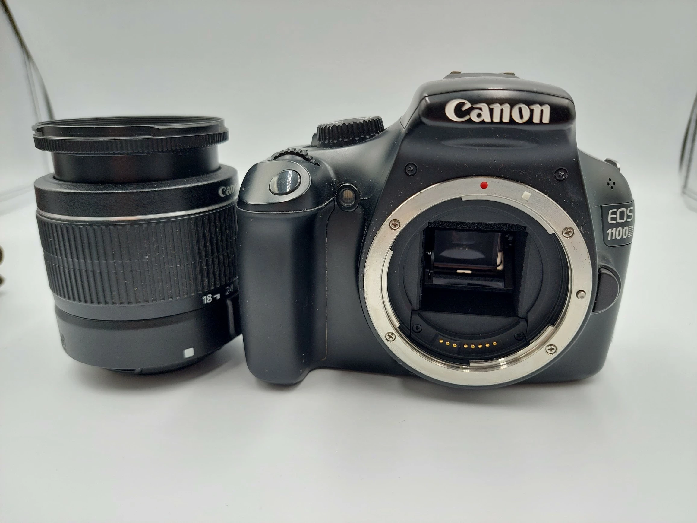 aparat-cyfrowy-canon-eos-1100d-ds126291-rozmiar-matrycy-206882-228774