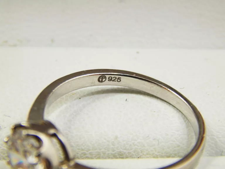 PIĘKNY DAMSKI PIERŚCIONEK SREBRNY PR 925 ROZM 16