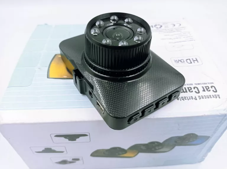 WIDEOREJESTRATOR MANTA DVR302H HD 720P WYŚWIETLACZ