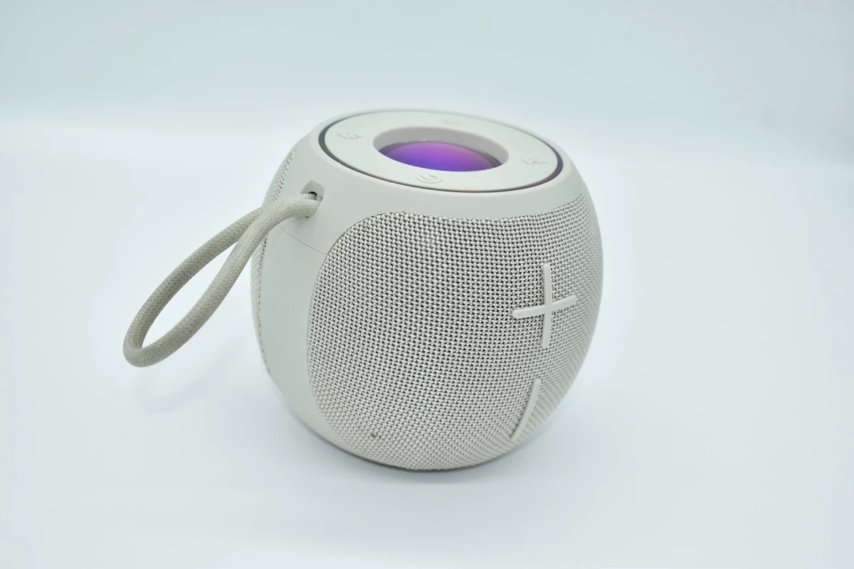 glosnik-przenosny-bluetooth-moc-2000