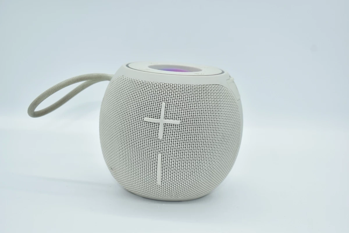 glosnik-przenosny-bluetooth-narutowicza-35-leszno-gold-fish