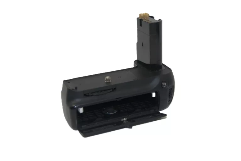 lustrzanka-nikon-d90-korpus-obiektyw-akcesoria-rozmiar-matrycy-206882-228774