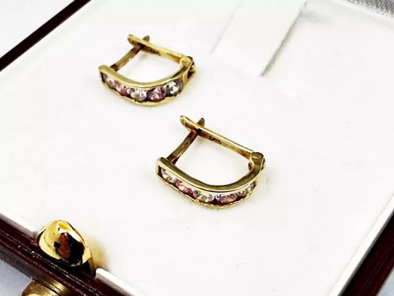 ZŁOTE KOLCZYKI 585 Z KOLOROWYMI KAMIENIAMI, BIGIEL ANGIELSKI, 0,88G