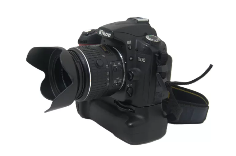 lustrzanka-nikon-d90-korpus-obiektyw-akcesoria-stan-11323-2