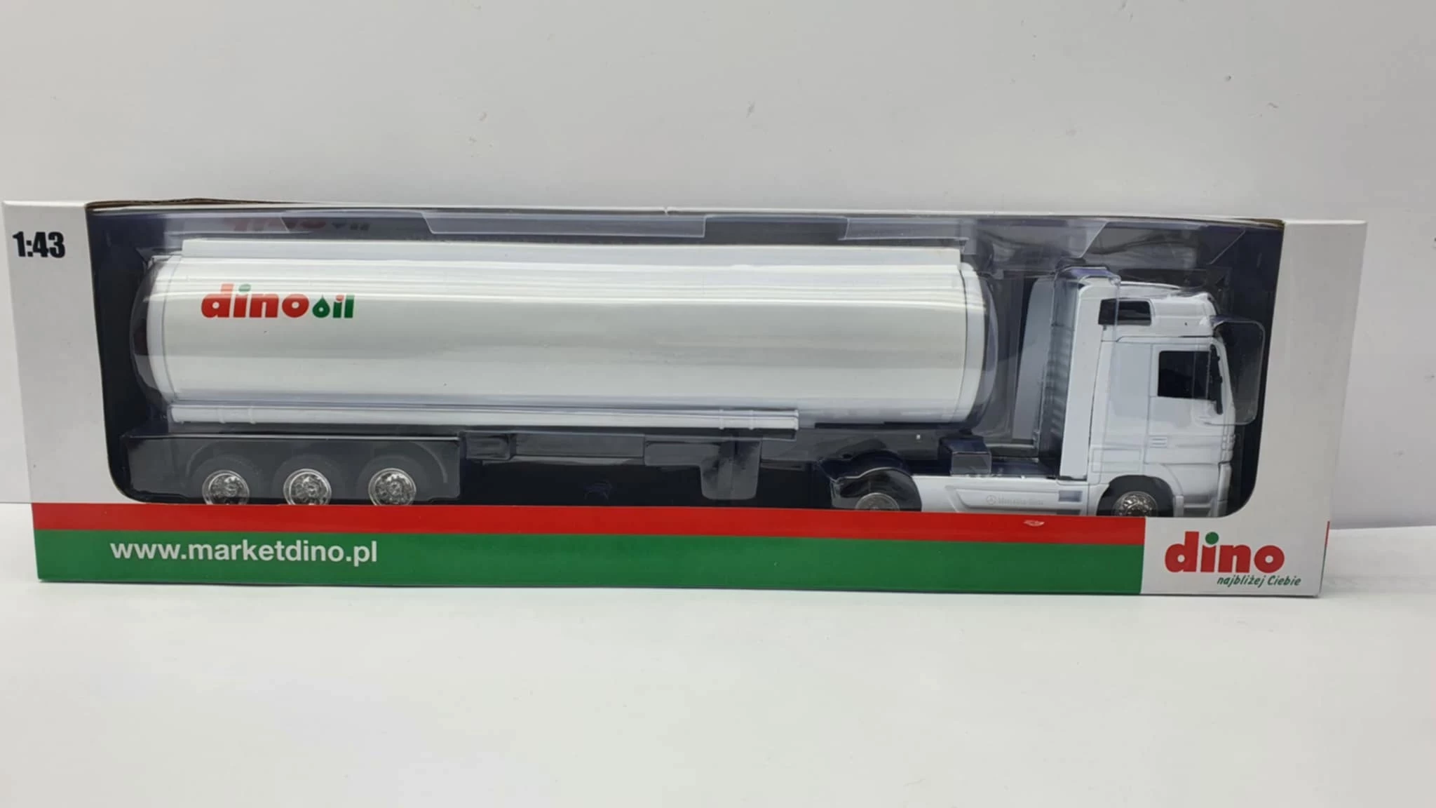 tir-dino-cysterna-143-rynek-20-gostynin-fly