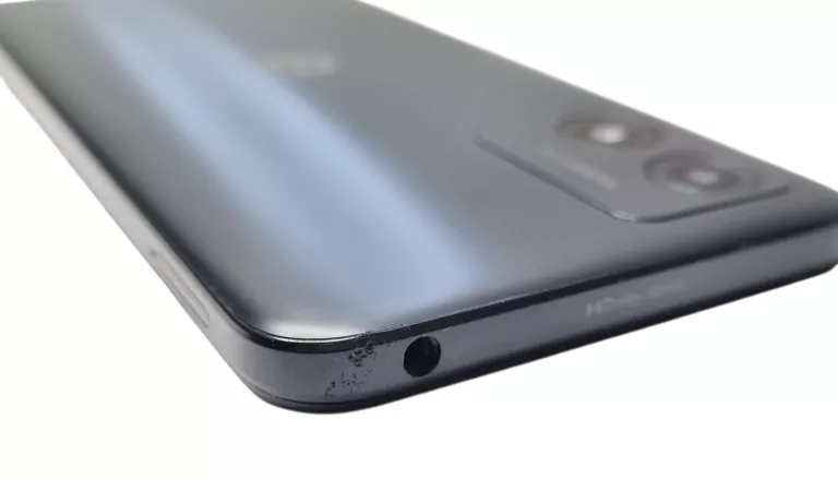 MOTOROLA MOTO E13 /2 GB/64 GB CZARNY /BEZ BLOKAD