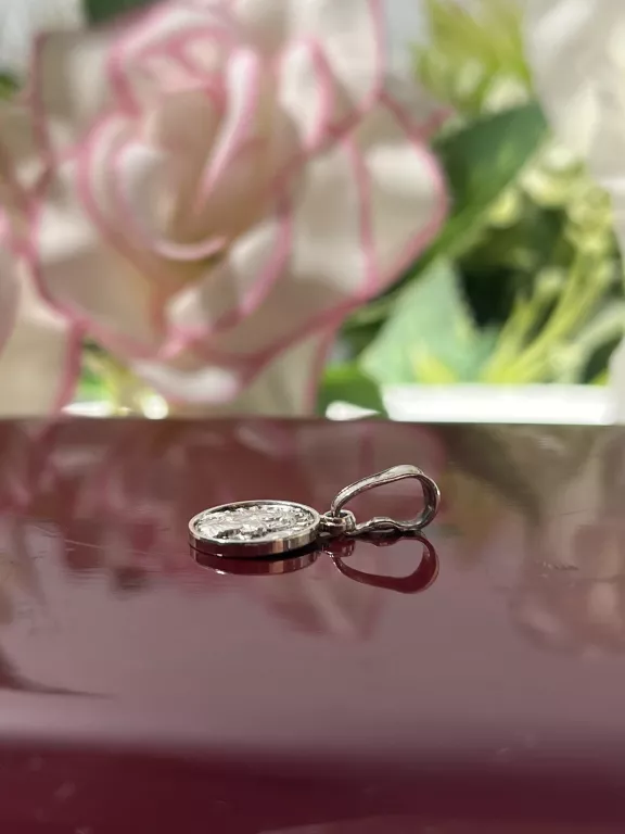 SREBRNY MEDALIK P.925 1,42G