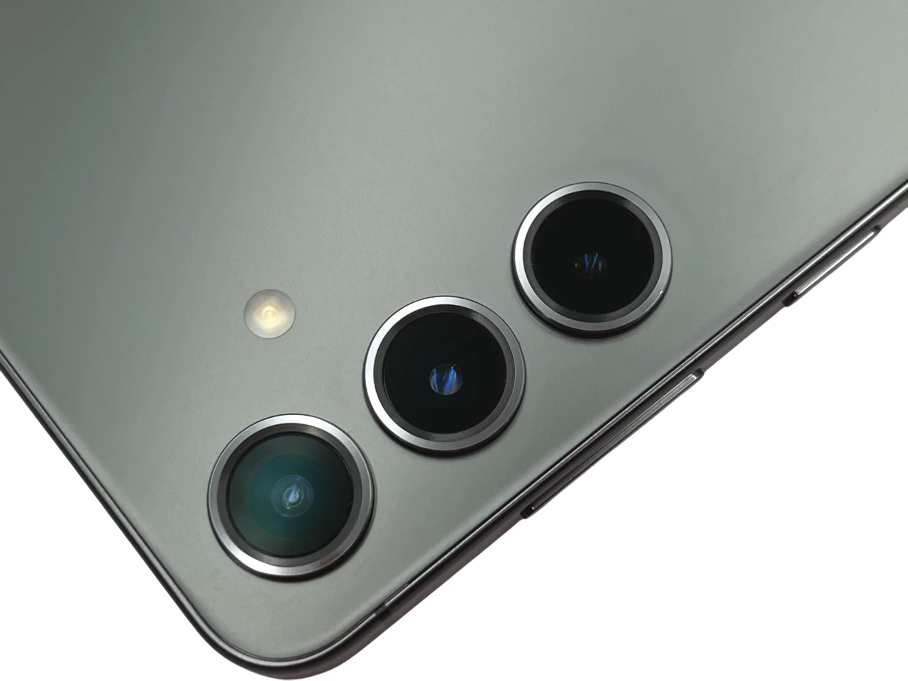 telefon-samsung-galaxy-s24-5g-8128-gb-62-120hz-4000-mah-gw-122027-wbudowana-pamiec-202869-214189