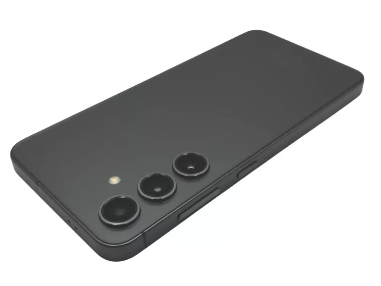 telefon-samsung-galaxy-s24-5g-8128-gb-62-120hz-4000-mah-gw-122027-typ-202685-212929