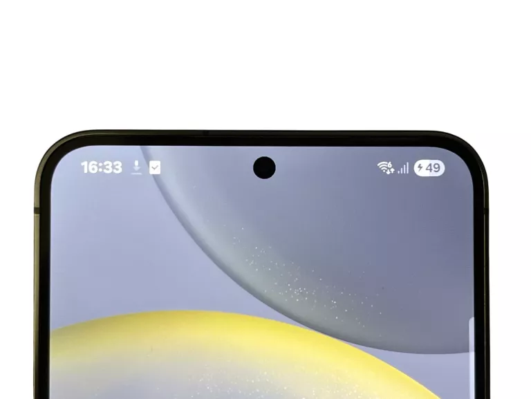 telefon-samsung-galaxy-s24-5g-8128-gb-62-120hz-4000-mah-gw-122027-pamiec-ram-202865-214113