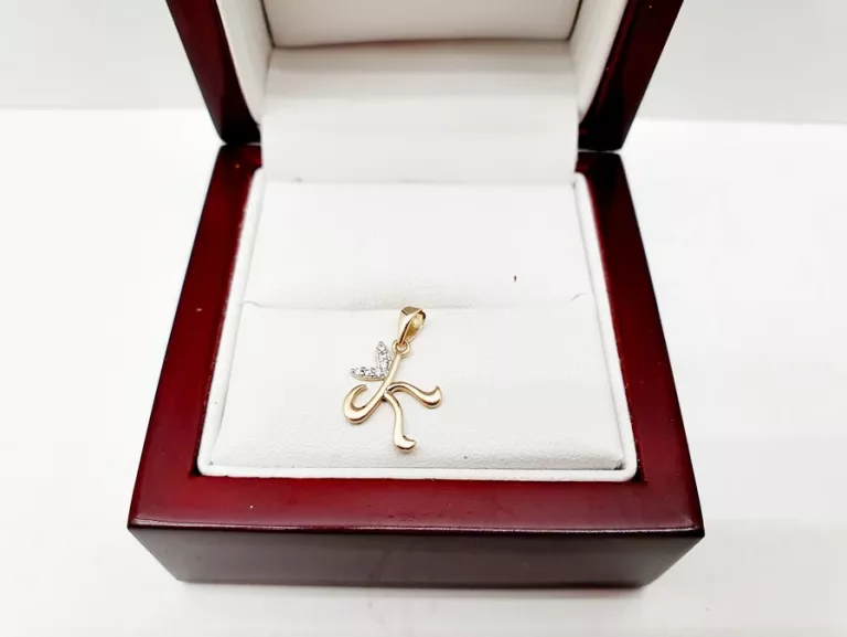 UROCZA DELIKATNA ZŁOTA ZAWIESZKA LITERKA K CYRKONIE P333 8CT 0,44G