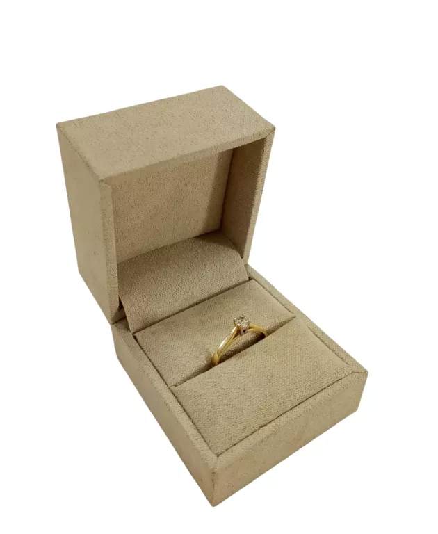 zloty-pierscionek-146g-585p-kosciuszki-6a-sieradz-inez