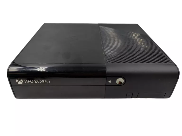 KONSOLA XBOX 360E KPL PAD+ZAS+ GRA