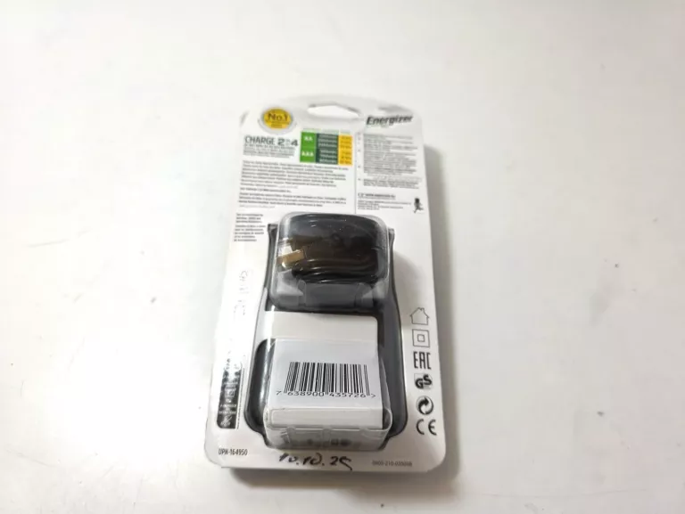 ŁADOWARKA DO AKUMULATORKÓW ENERGIZER Z AKU 4X 1300MAH KPL