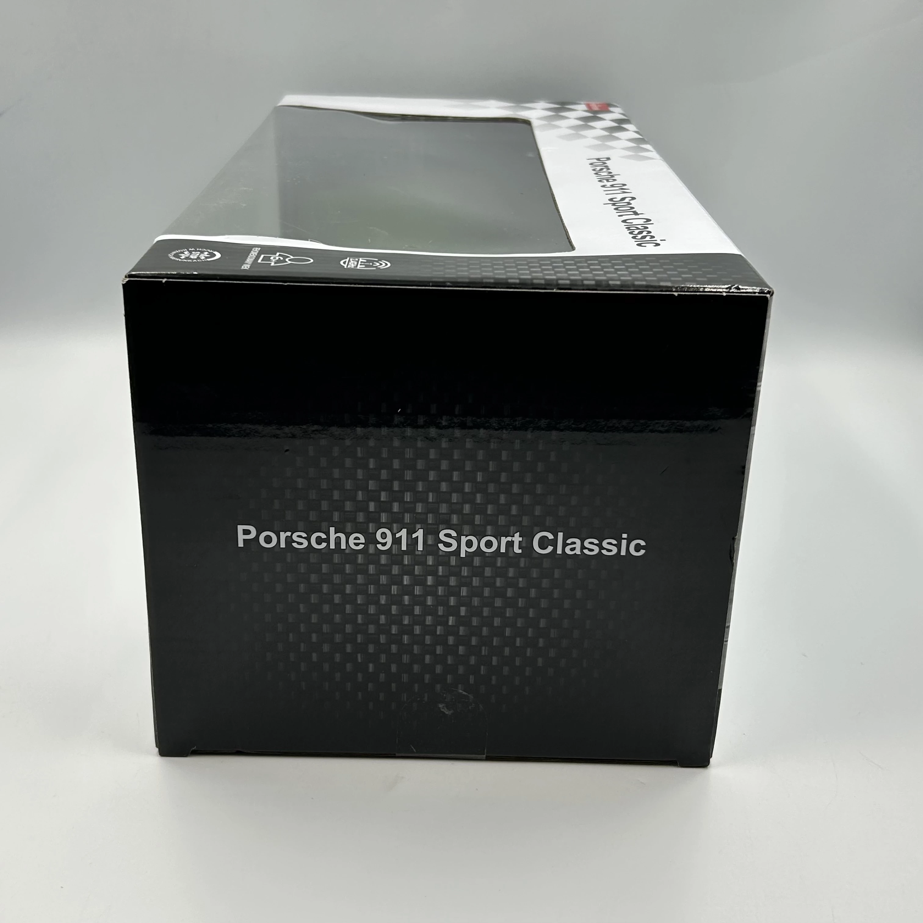 zestaw-z-stylowym-pilotem-rastar-porsche-911-sport-classic-wiek-dziecka-3475-45