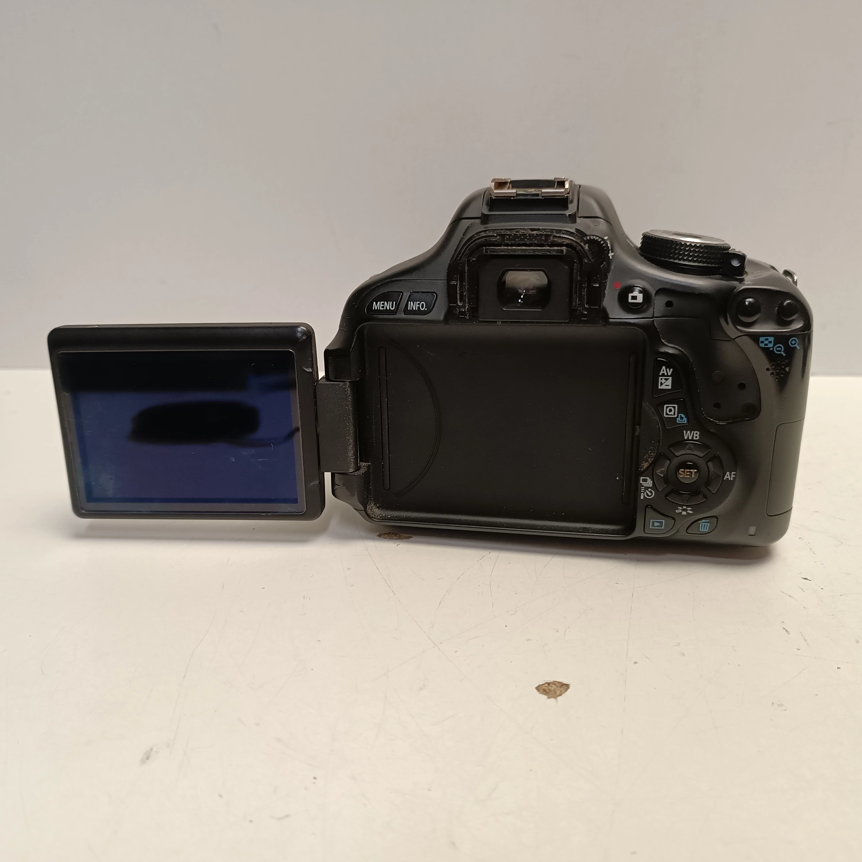 aparat-canon-600d-obiektyw-rozmiar-matrycy-206882-228774