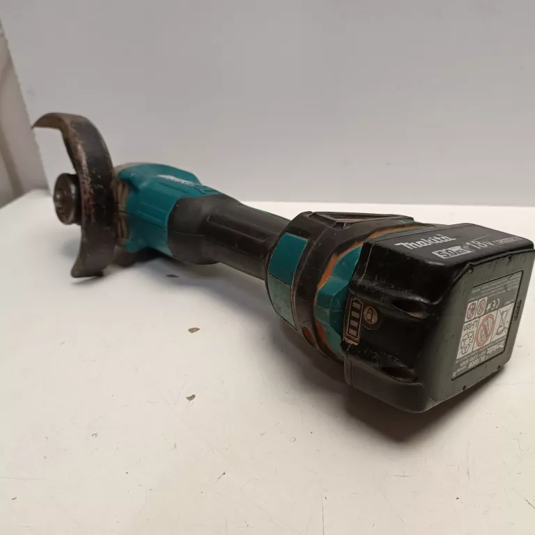 SZLIFIERKA KĄTOWA MAKITA DGA504