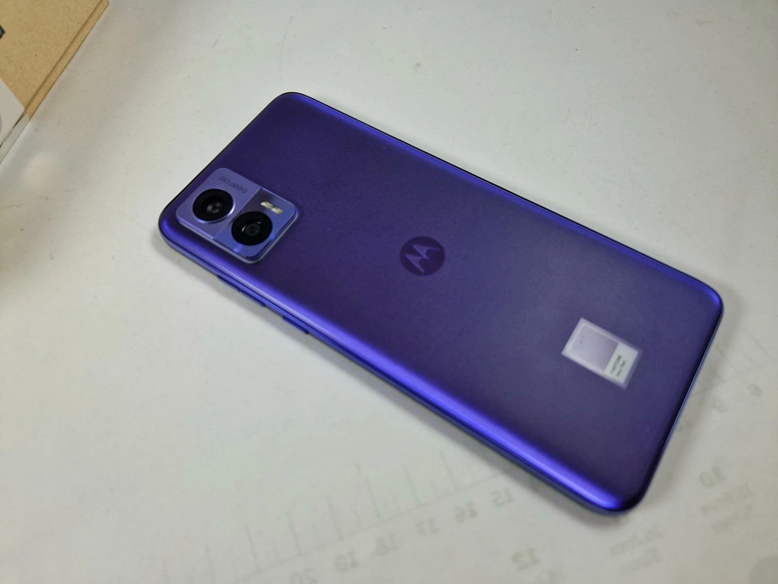 motorola-moto-edge-30-neo-8128gb-pudelko-przekatna-ekranu-628