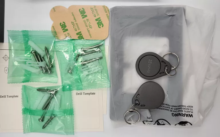 wideodomofon-wifi-ezviz-cp7-czytnik-brelokow-brama-ekran-7-2k-opis-stan-11323-2