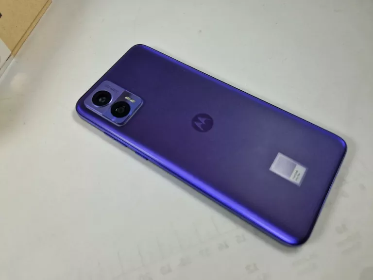 motorola-moto-edge-30-neo-8128gb-pudelko-przekatna-ekranu-628