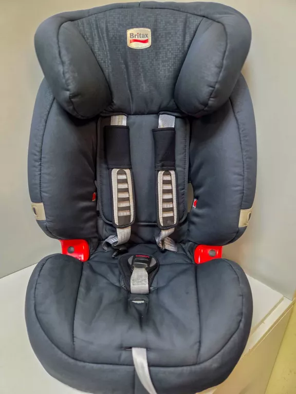 FOTELIK SAMOCHODOWY BRITAX ROMER 9-18/15-36KG