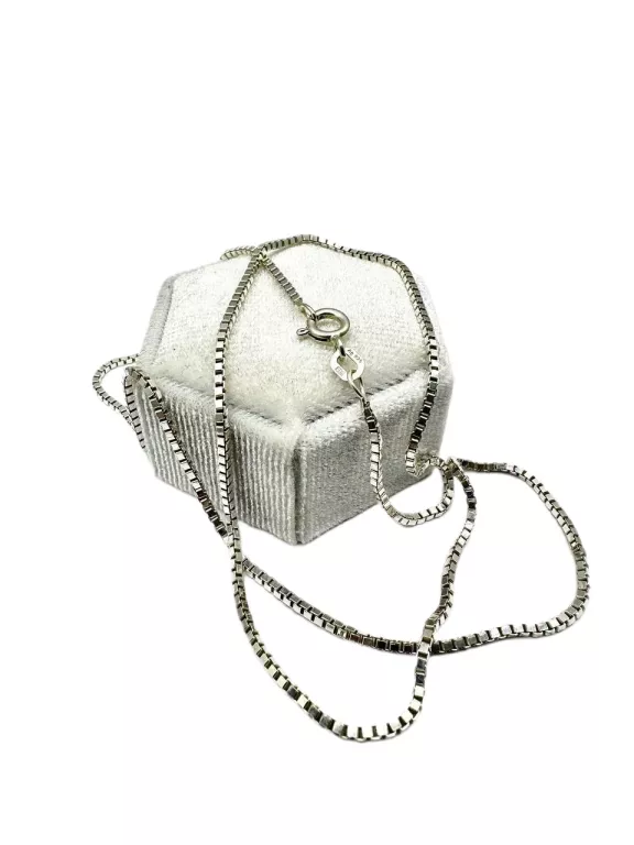 SREBRNY ŁAŃCUSZEK KOSTKA 925 5,76G