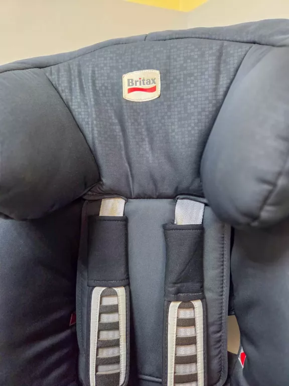 FOTELIK SAMOCHODOWY BRITAX ROMER 9-18/15-36KG