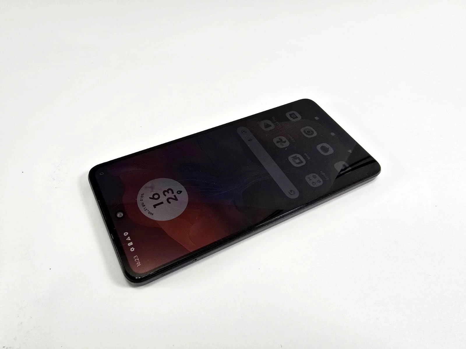 smartfon-motorola-moto-g04-4-gb-128-gb-5g-czarny-stan-11323-2