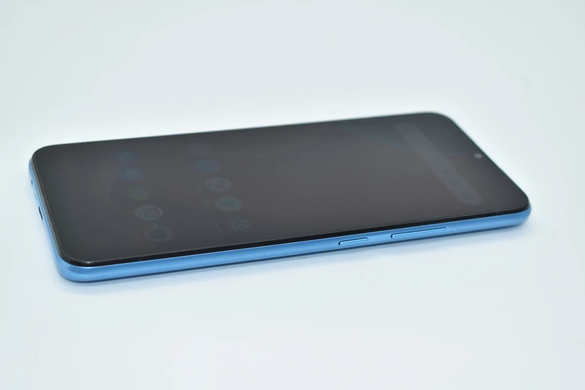 telefon-realme-c11-2021-32gb2gb-rmx3231-pudelko-stan-11323-2