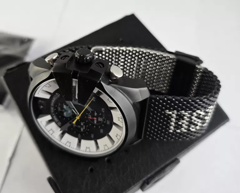 zegarek-diesel-dz-4514-pudelko-mechanizm-18738-1