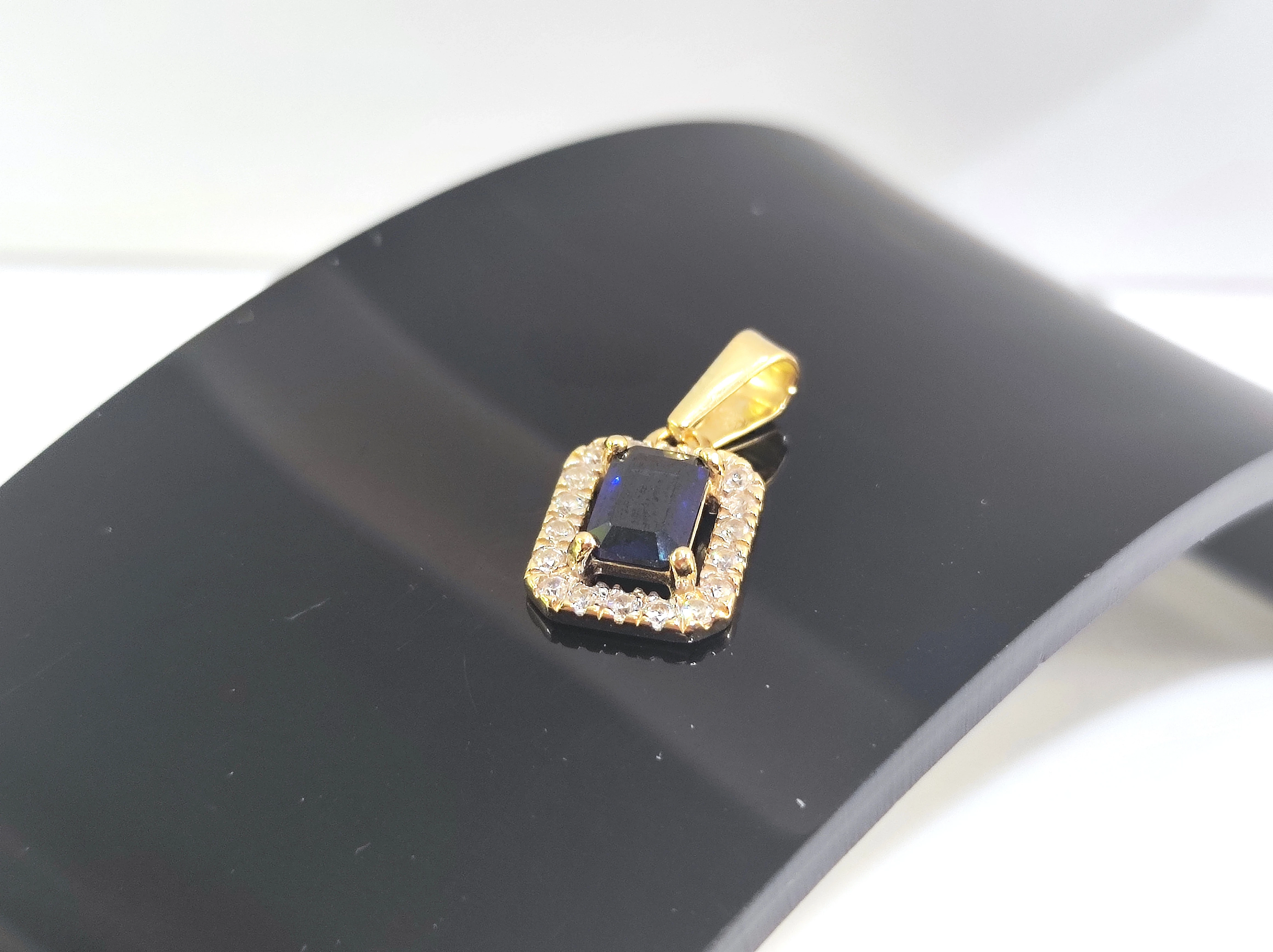 zlota-zawieszka-p585-104g-kamien-17088-524288