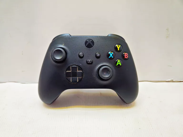 pad-xbox-one-model-1914-czarny-zeromskiego-51-mlawa