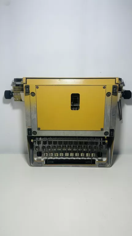 maszyna-do-pisania-prl-lucznik-1303-instrukcja-kalki-walizka-okazja-model-lucznik-1303