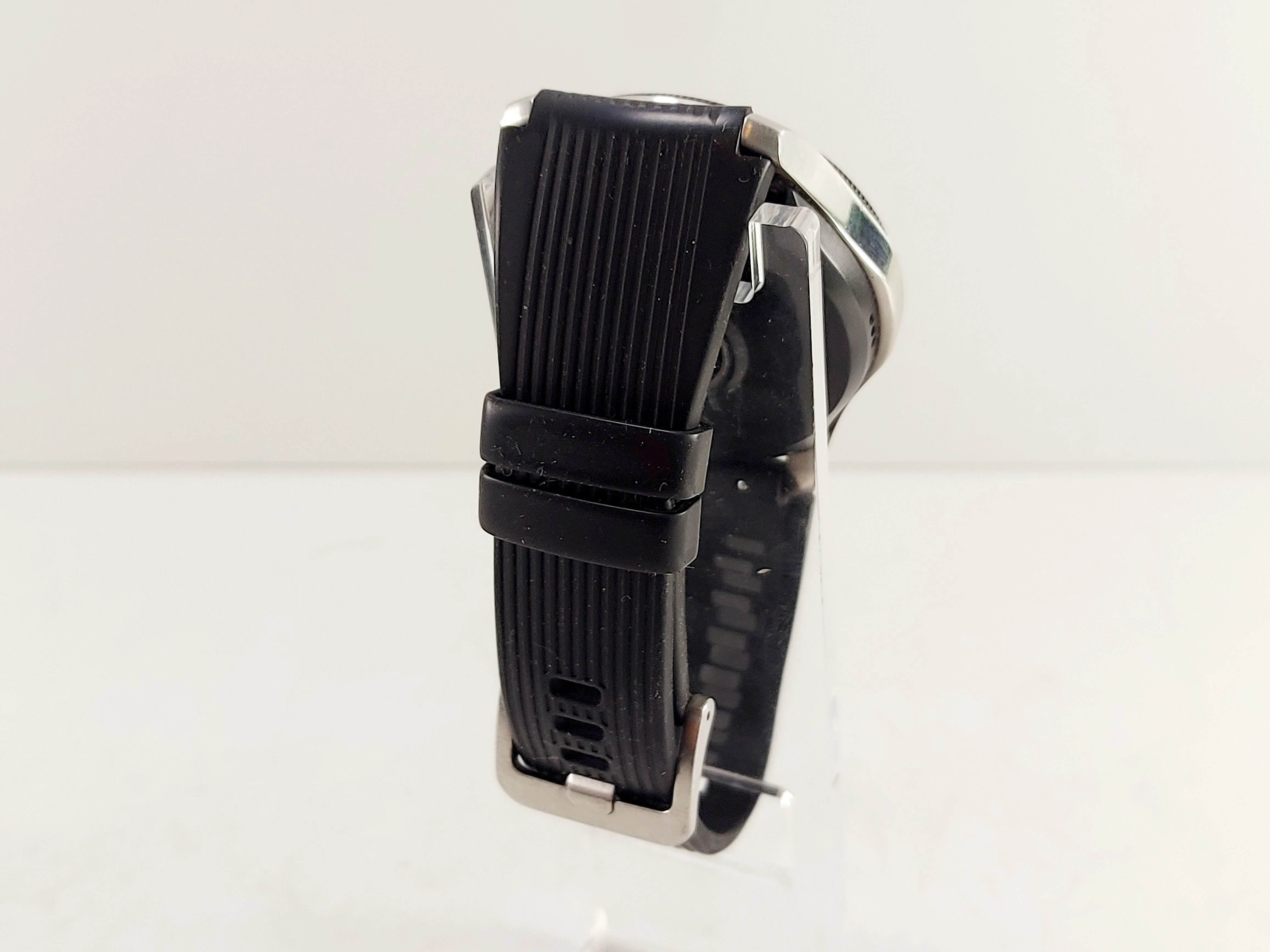 samsung-galaxy-watch-sm-r800-model-249460-1222684